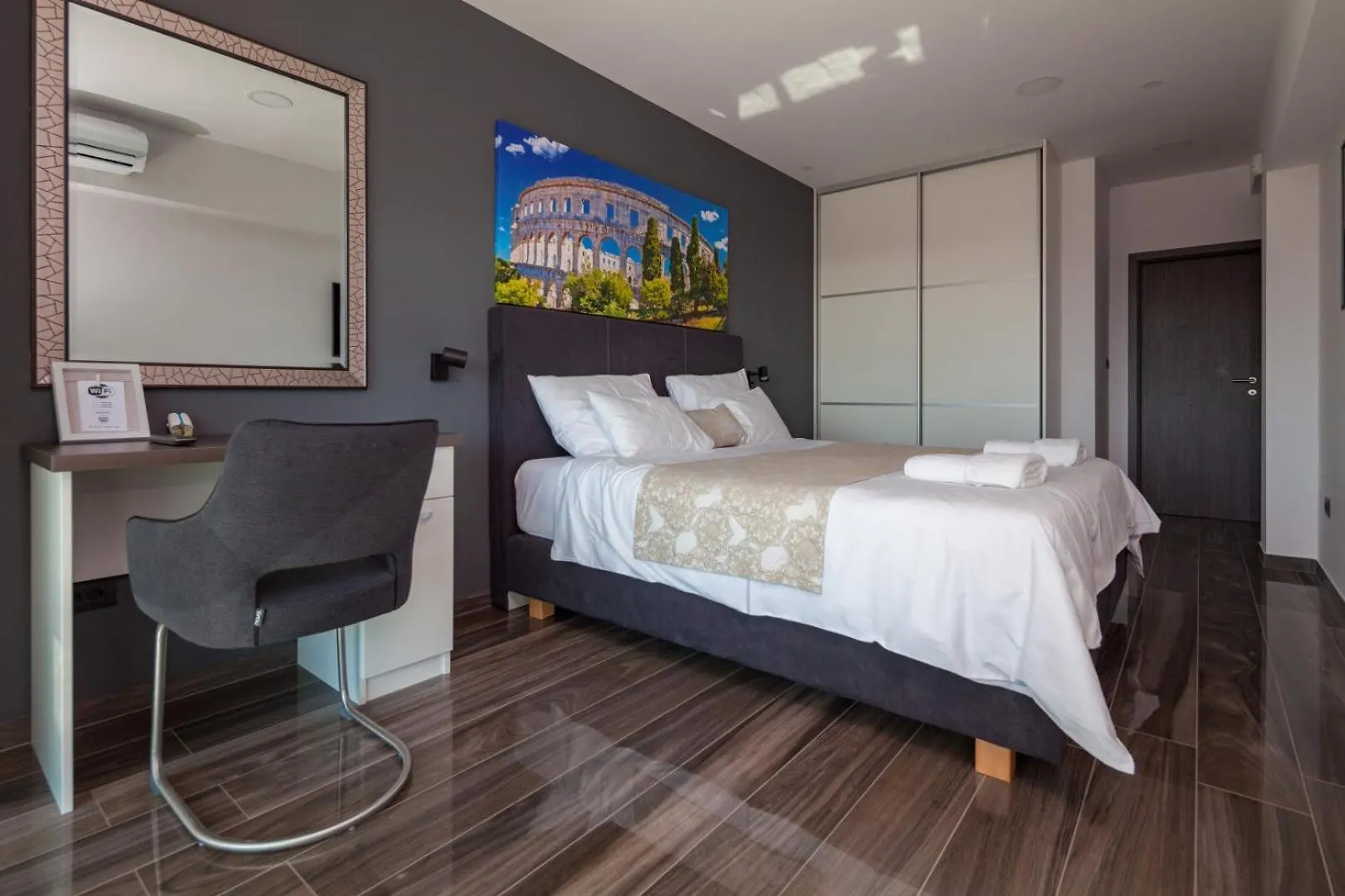 Luxury Villa Remi Near Medulin With Wellness And Sea View プレマントゥーラ クロアチア