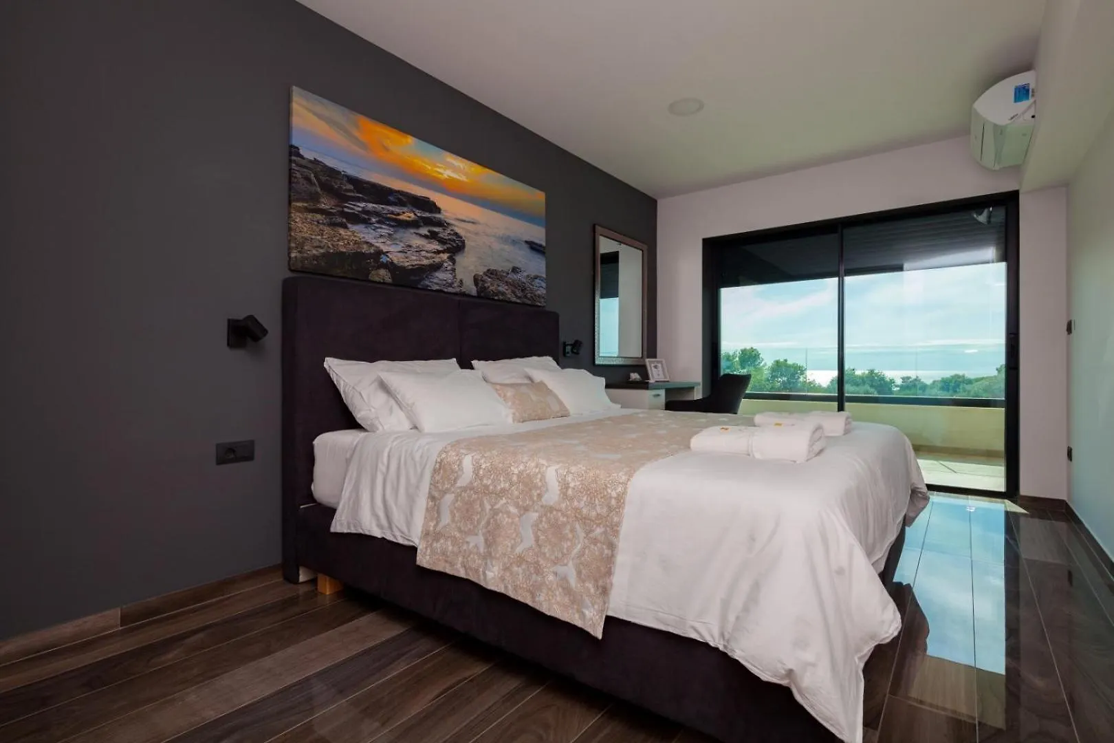 Luxury Villa Remi Near Medulin With Wellness And Sea View Premantura
