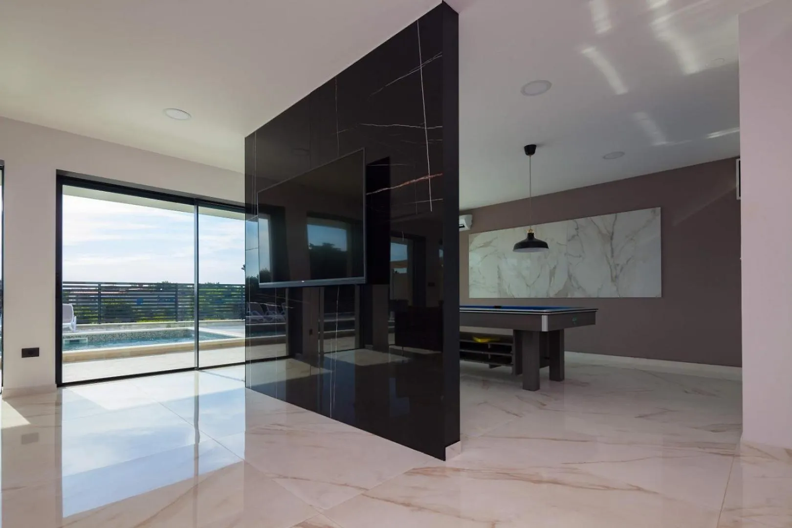 Luxury Villa Remi Near Medulin With Wellness And Sea View Premantura